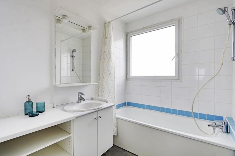 Chambre - 9 m² - 5 pièces