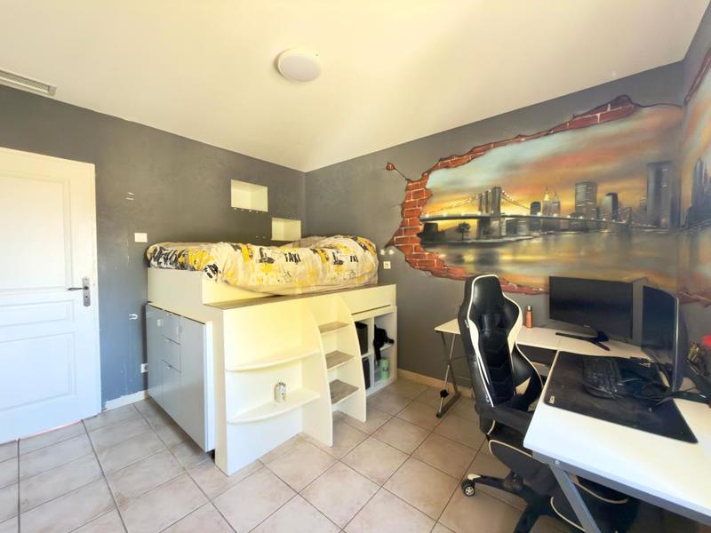 Maison - 127 m² - 6 pièces