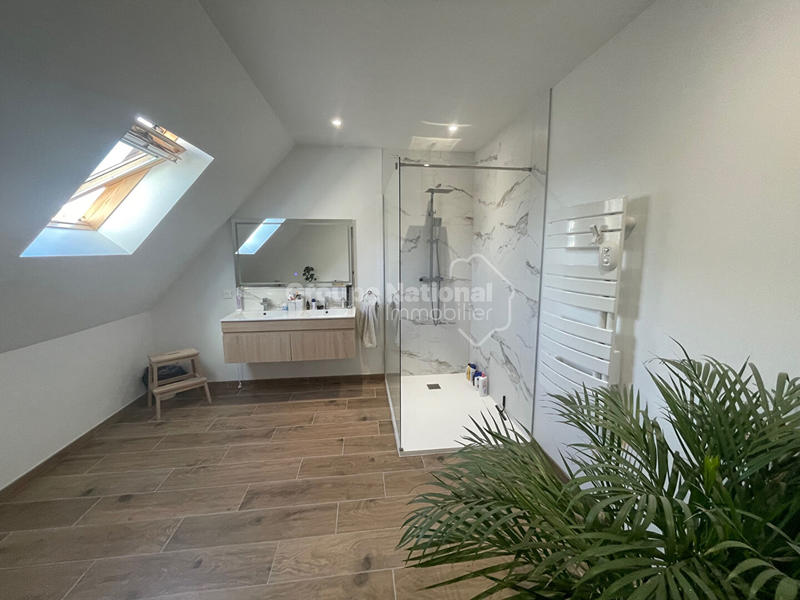 Maison - 134 m² - 6 pièces