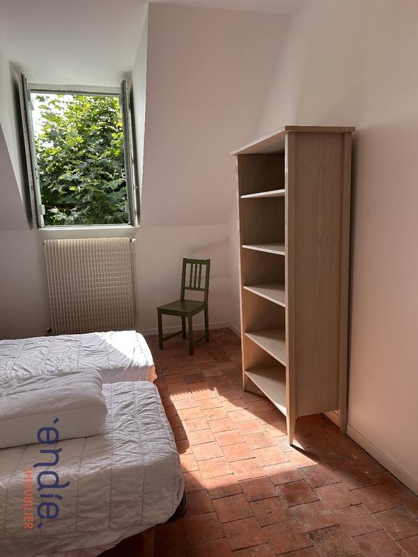 Maison - 190 m² - 8 pièces