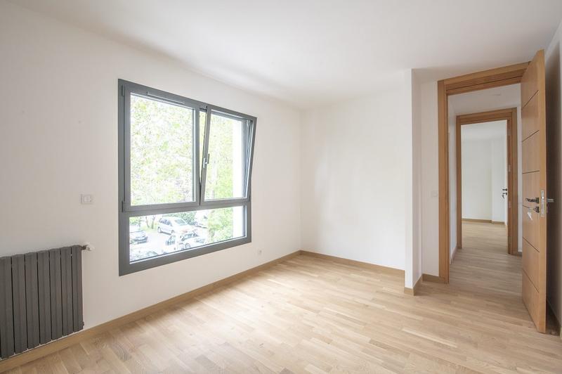Maison - 220 m² - 8 pièces