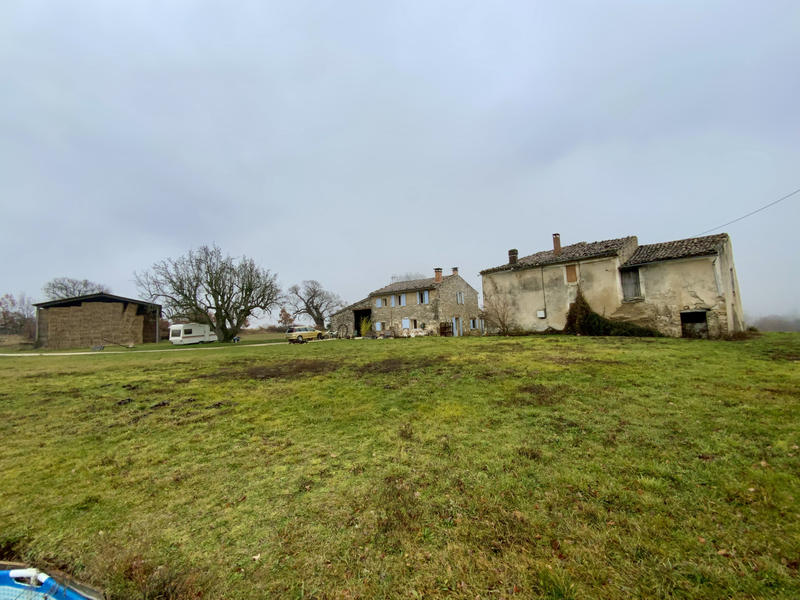 Mas - 600 m² - 7 pièces