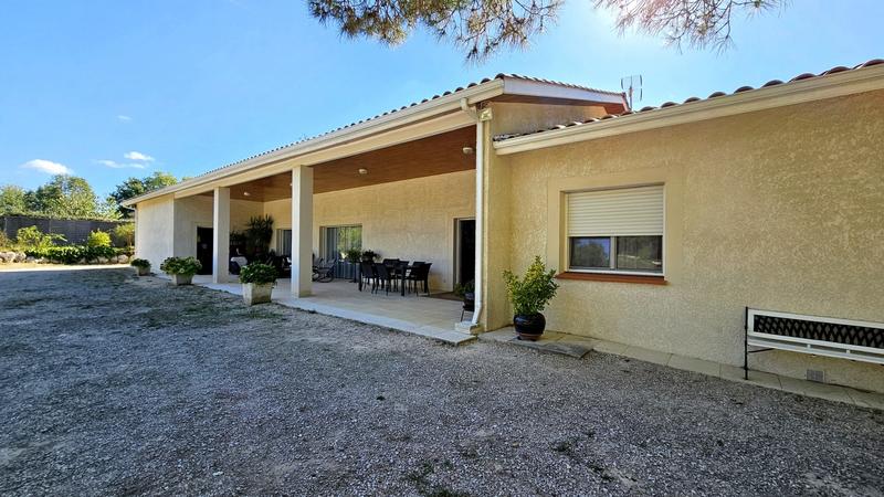 Villa - 196 m² - 6 pièces