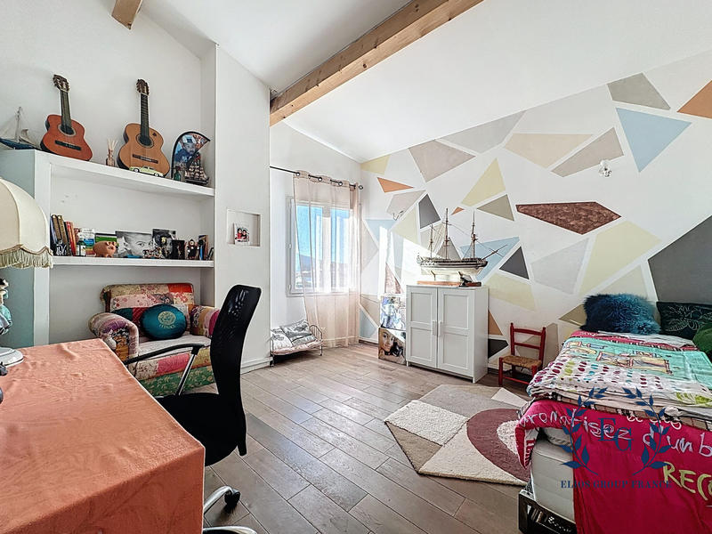 Maison - 170 m² - 5 pièces