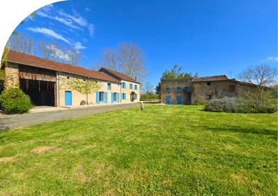 Ferme - 295 m² - 9 pièces