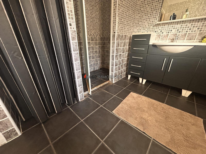 Villa - 150 m² - 5 pièces