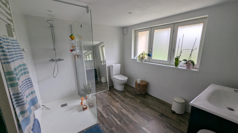 Maison - 202 m² - 8 pièces