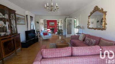 Maison - 152 m² - 6 pièces