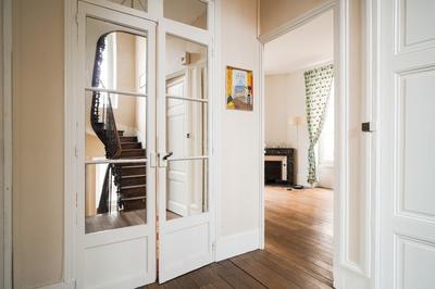 Maison - 206 m² - 10 pièces