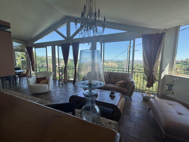 Bastide - 240 m² - 7 pièces