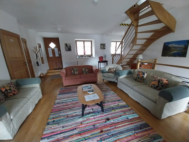 Maison - 310 m² - 9 pièces