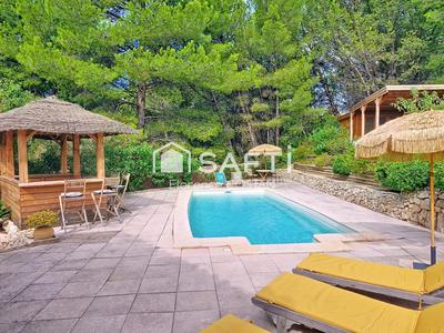 Villa - 160 m² - 6 pièces