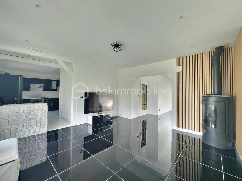 Maison - 110 m² - 5 pièces