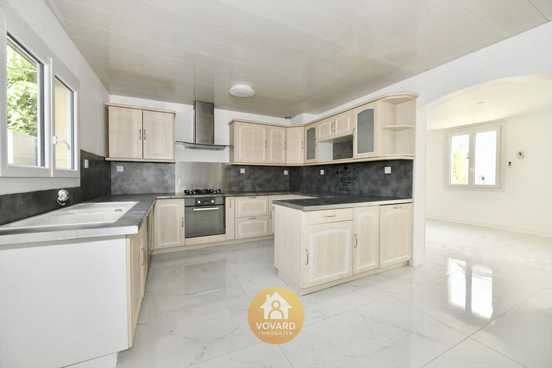 Maison - 91 m² - 4 pièces