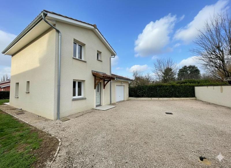 Maison - 94 m² - 5 pièces