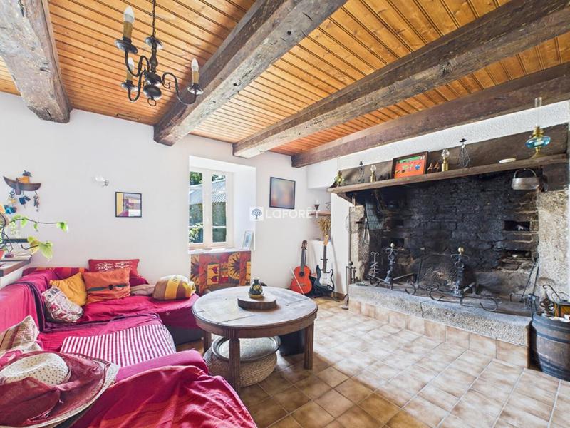 Maison - 104 m² - 4 pièces