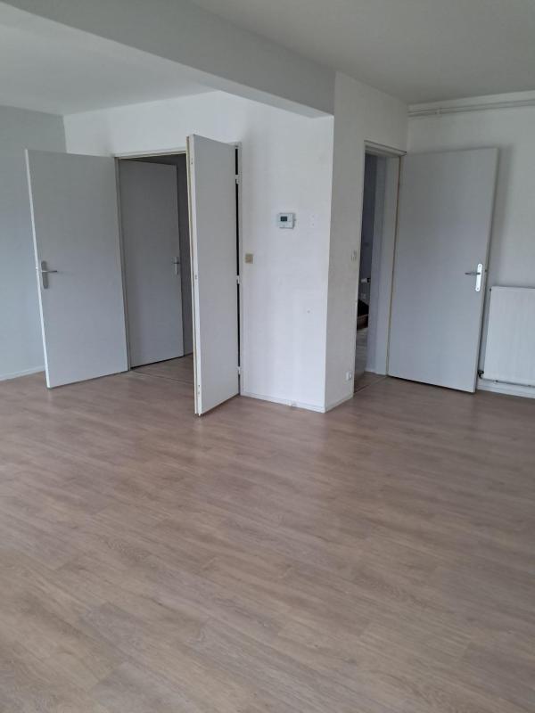 Appartement - 100 m² - 5 pièces