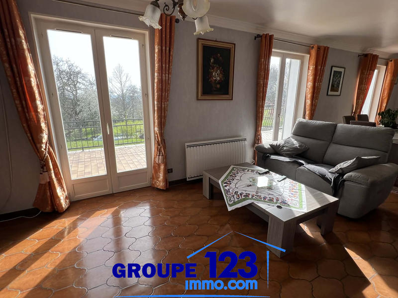 Maison - 155 m² - 7 pièces