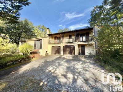 Maison - 96 m² - 4 pièces