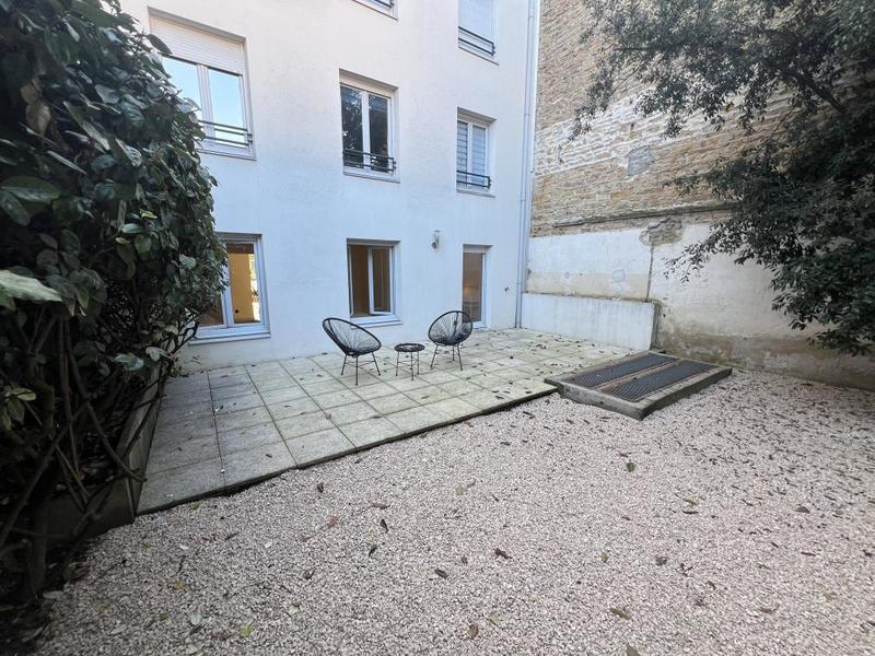 Appartement - 81 m² - 5 pièces