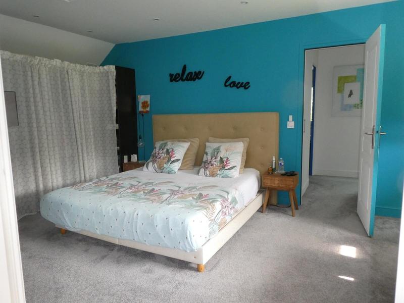 Maison - 255 m² - 8 pièces