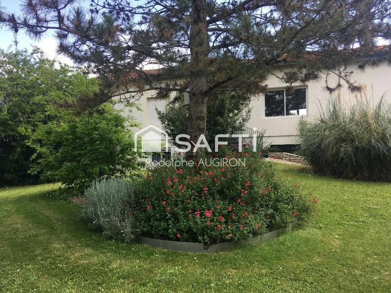 Maison - 202 m² - 9 pièces