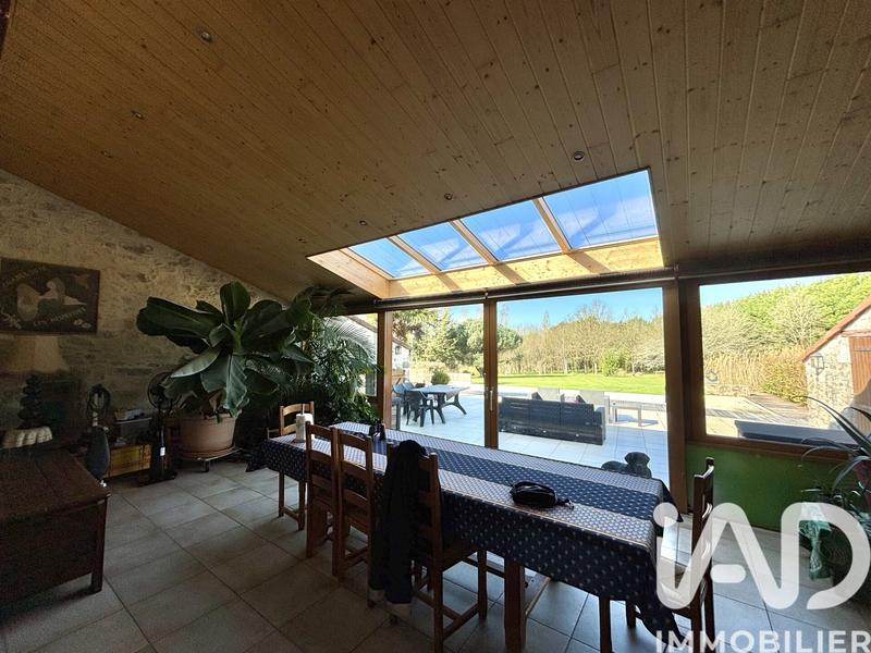 Maison - 416 m² - 13 pièces