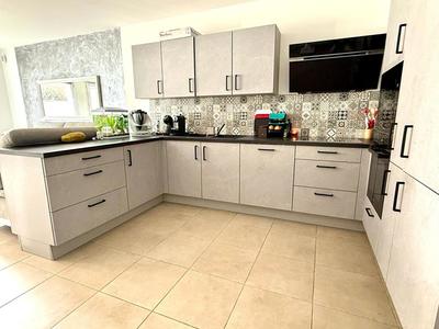 Maison - 89 m² - 5 pièces