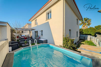 Villa - 165 m² - 6 pièces