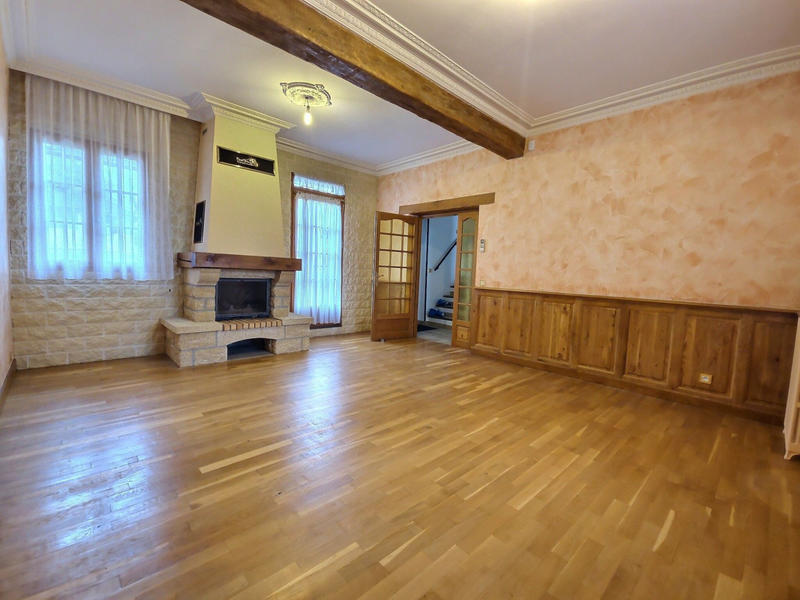 Maison - 95 m² - 4 pièces