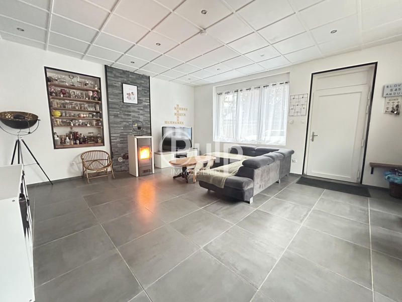 Maison - 160 m² - 9 pièces