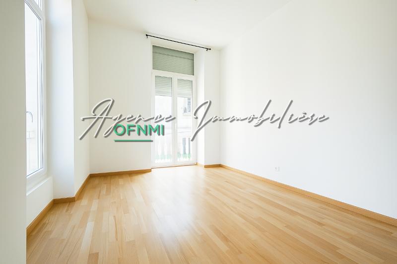 Appartement - 84 m² - 3 pièces