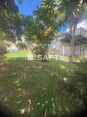 Maison - 327 m² - 10 pièces