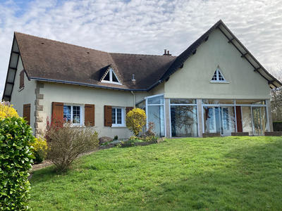 Maison - 160 m² - 7 pièces