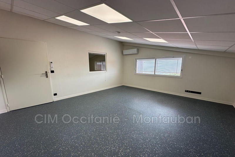 Local commercial - 294 m²