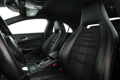 Mercedes Cla 180 Sensation 7g-Dct 122 ch