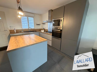 Maison - 105 m² - 6 pièces