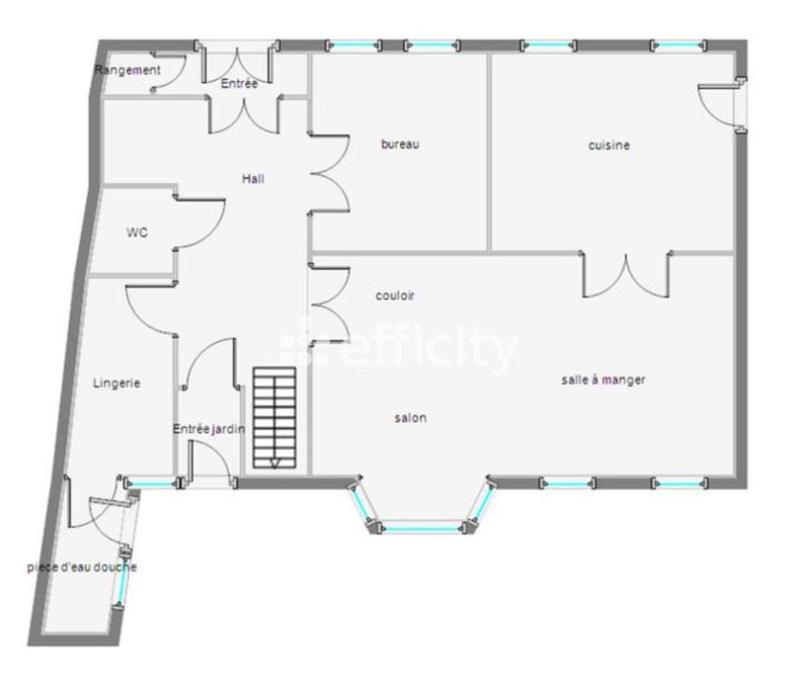 Maison - 330 m² - 9 pièces