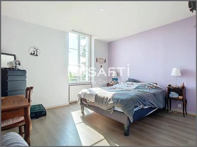 Maison - 147 m² - 5 pièces