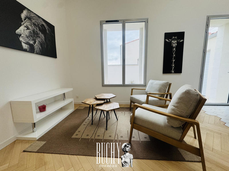 Maison - 95 m² - 4 pièces