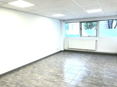 Bureau - 286 m² - 9 pièces