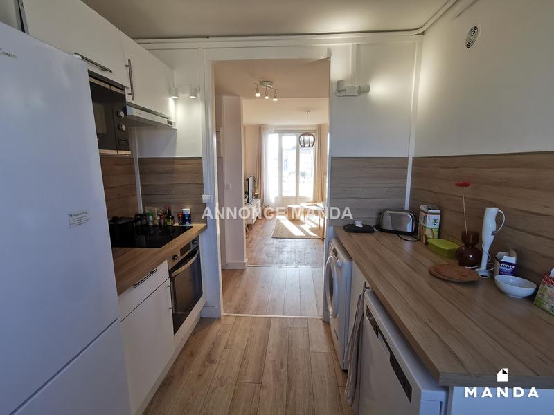 Chambre - 10 m² - 4 pièces