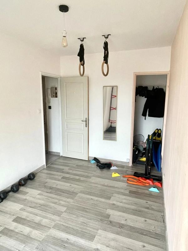 Appartement - 80 m² - 4 pièces