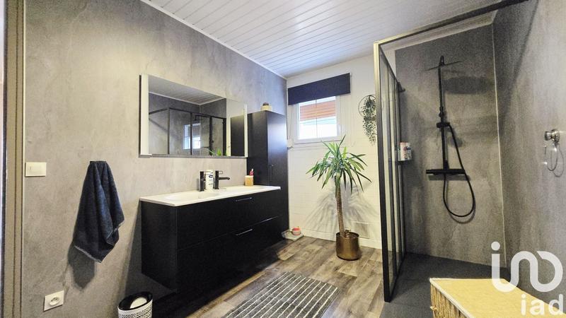 Maison - 161 m² - 6 pièces