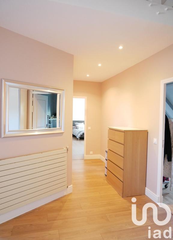 Maison - 200 m² - 7 pièces