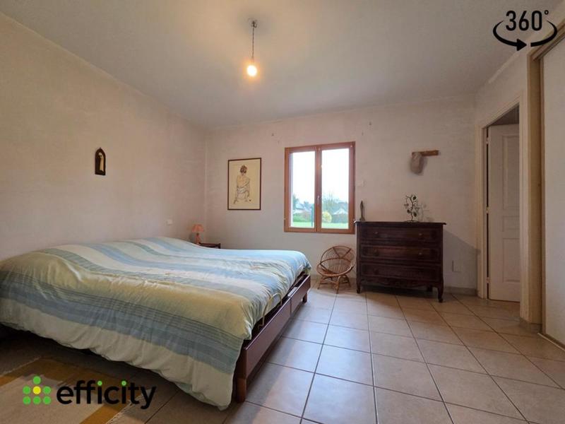 Pavillon - 150 m² - 7 pièces