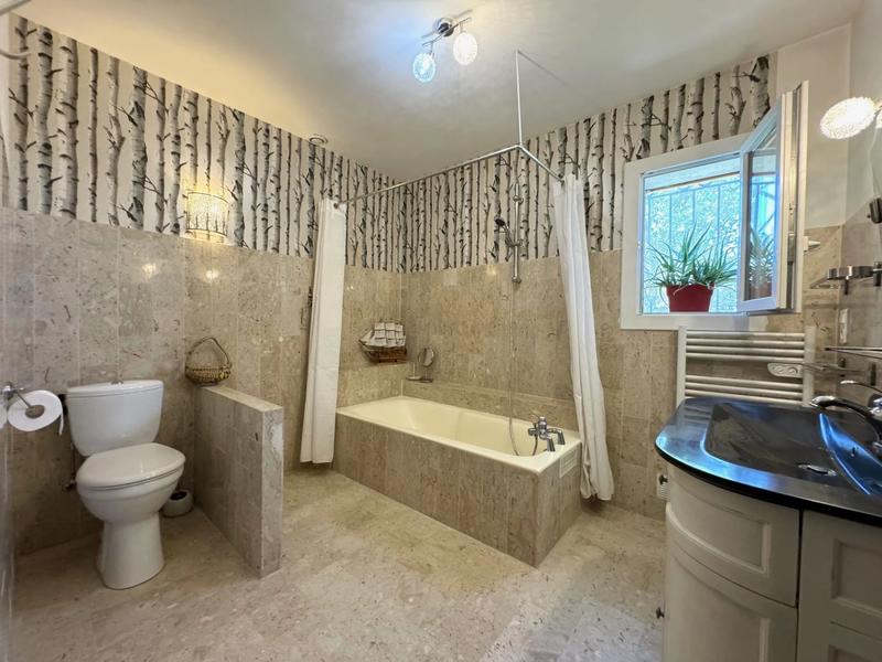 Maison - 160 m² - 5 pièces