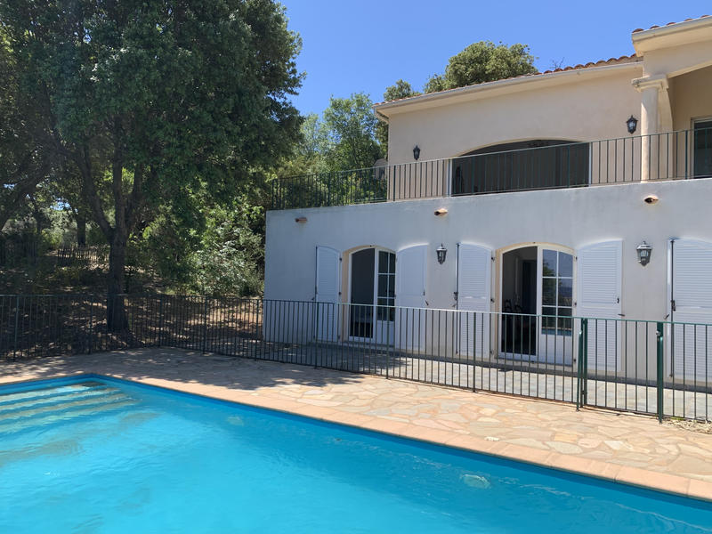 Villa - 183 m² - 7 pièces