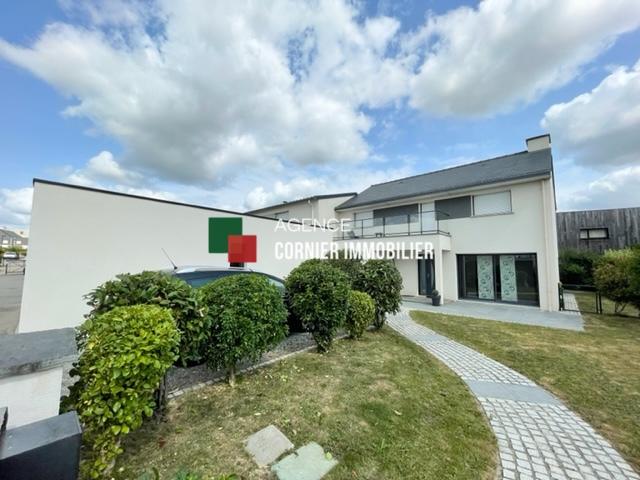 Pavillon - 136 m² - 6 pièces