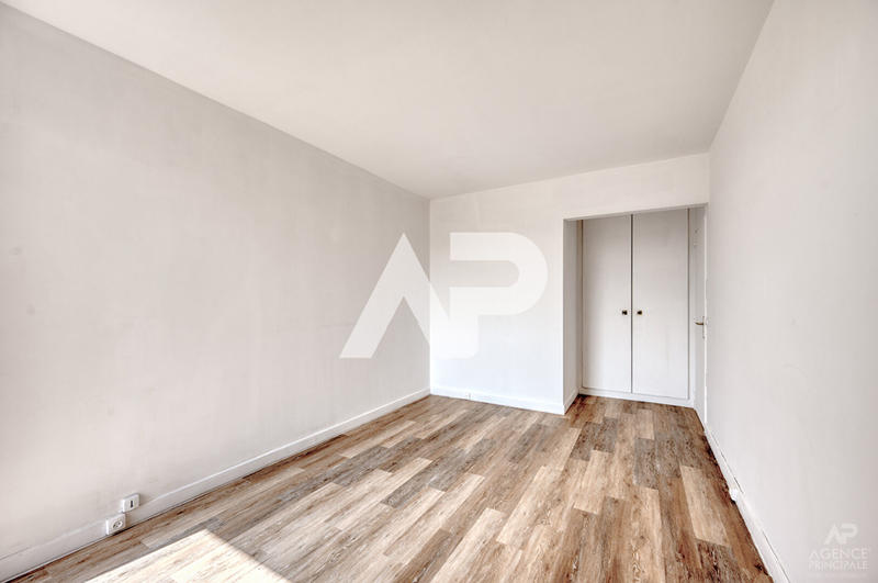 Appartement - 92 m² - 4 pièces